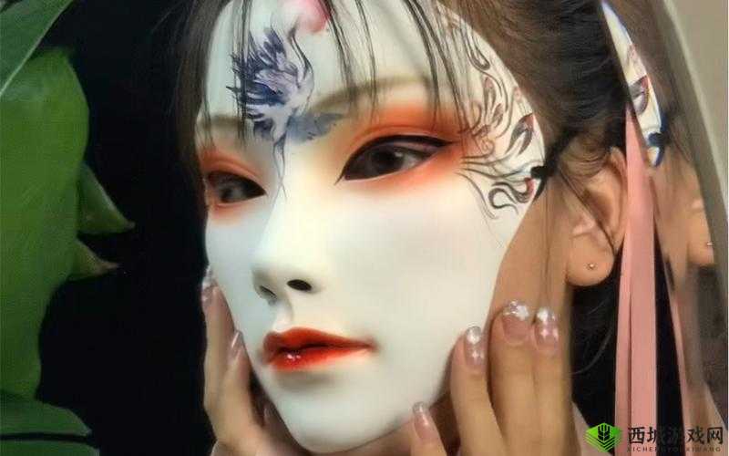 配对选中的面具竟是老妈:神秘谜团待解