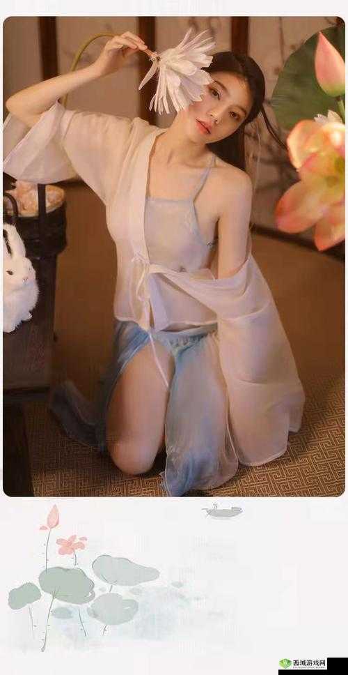 白色变态蕾丝超薄开档连身袜：独特时尚的魅惑之选