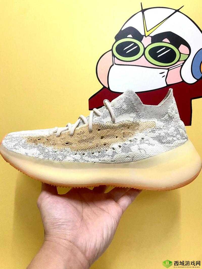 Yeezy 380 蜜桃粉与白色的梦幻组合:时尚与温柔的完美交融